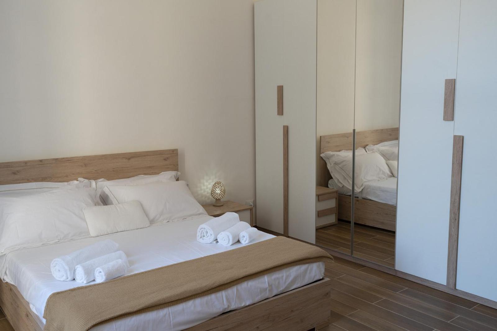 Palazzo Manzoni Apartments Bari Phòng bức ảnh